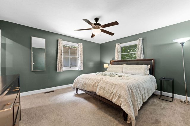 11772 State Hwy 176, Walnut Shade, MO 65771