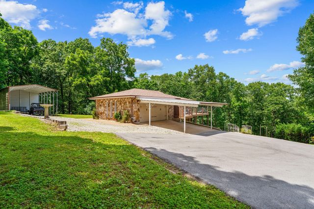 11772 State Hwy 176, Walnut Shade, MO 65771