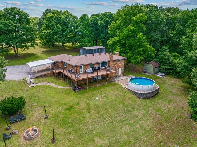 11772 State Hwy 176, Walnut Shade, MO 65771