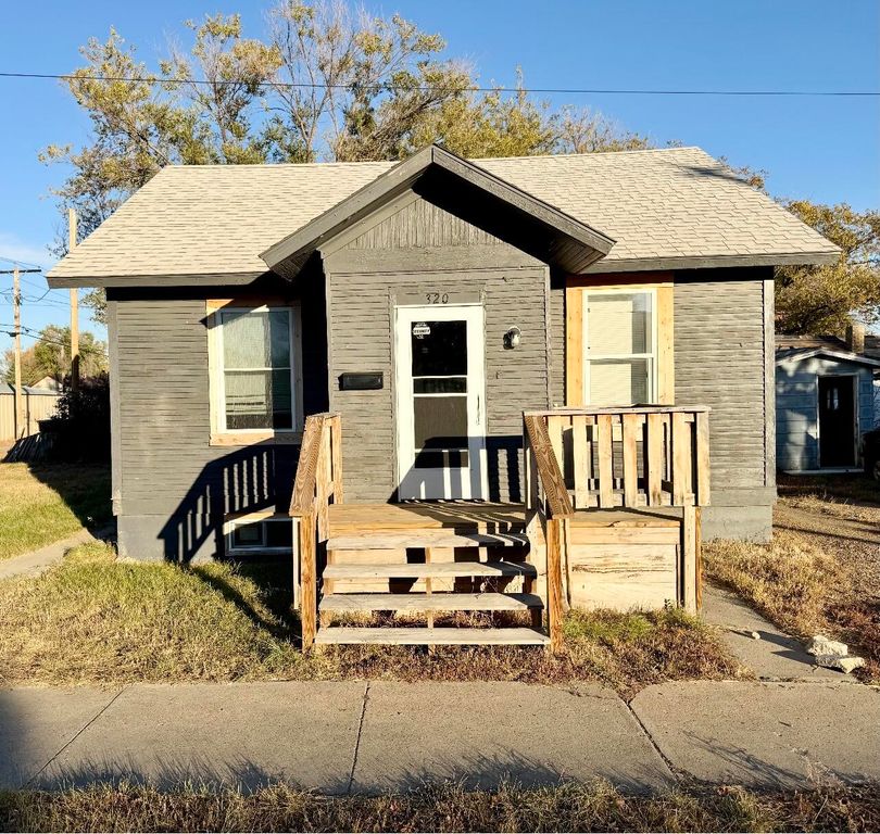 320 3rd AVE, Wolf Point, MT 59201