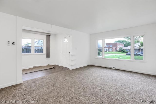 22463 Donald Avenue, Eastpointe, MI 48021
