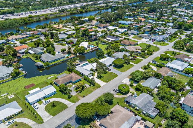 1140 Lake Clarke Drive, West Palm Beach, FL 33406