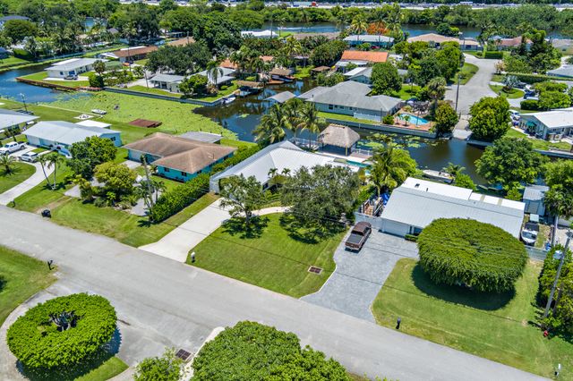 1140 Lake Clarke Drive, West Palm Beach, FL 33406