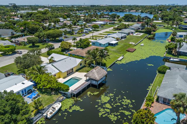 1140 Lake Clarke Drive, West Palm Beach, FL 33406