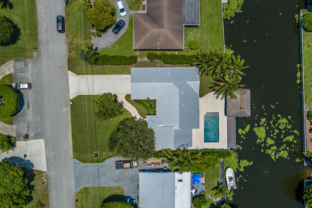 1140 Lake Clarke Drive, West Palm Beach, FL 33406