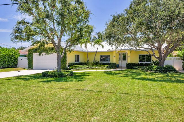 1140 Lake Clarke Drive, West Palm Beach, FL 33406