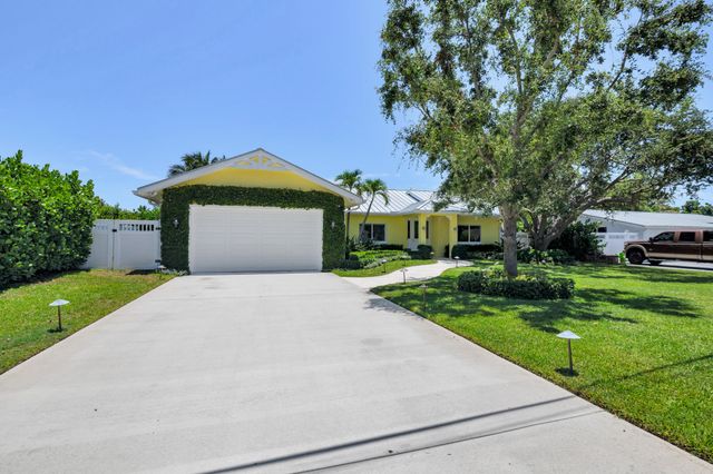 1140 Lake Clarke Drive, West Palm Beach, FL 33406
