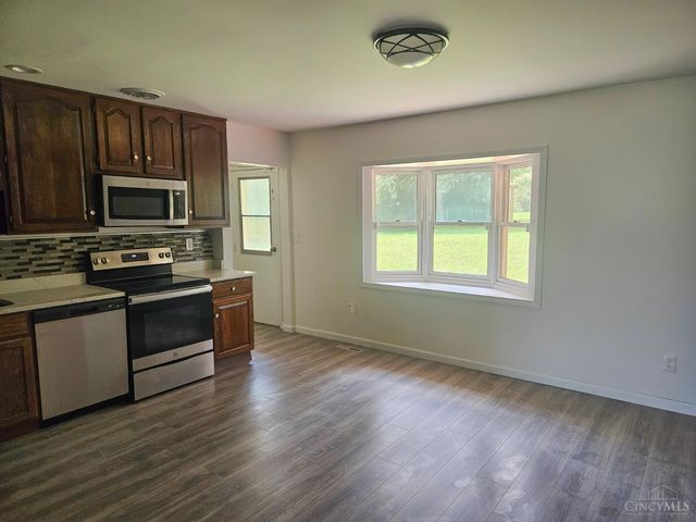 579 W Kemper Road, Springdale, OH 45246