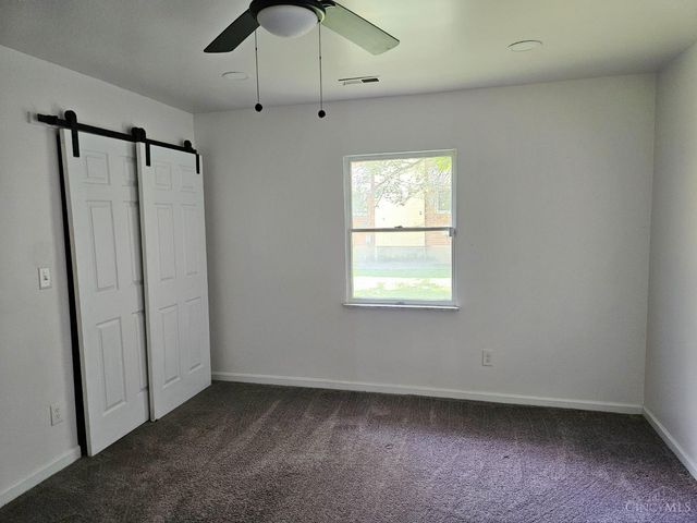 579 W Kemper Road, Springdale, OH 45246