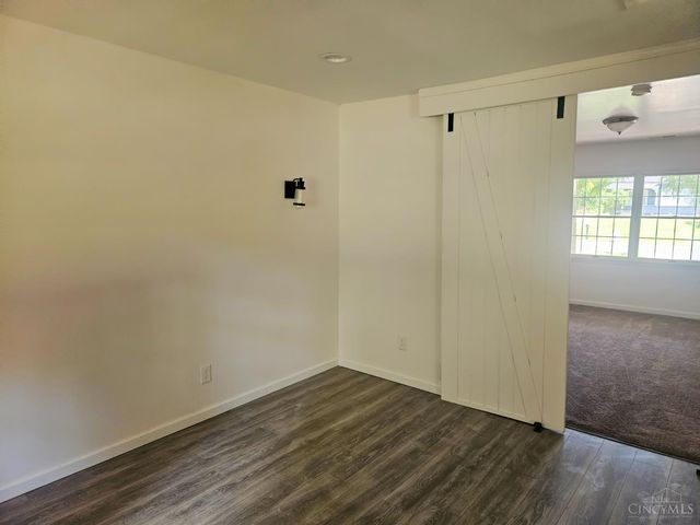 579 W Kemper Road, Springdale, OH 45246
