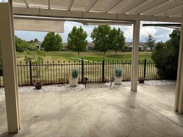 395 Grenadier Way, Brentwood, CA 94513