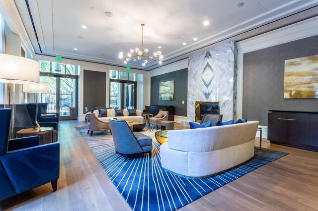 2525 N PEARL Street 1004, Dallas, TX 75201