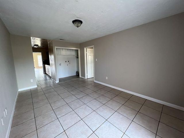 6736 W Fuqua Drive, Missouri City, TX 77489