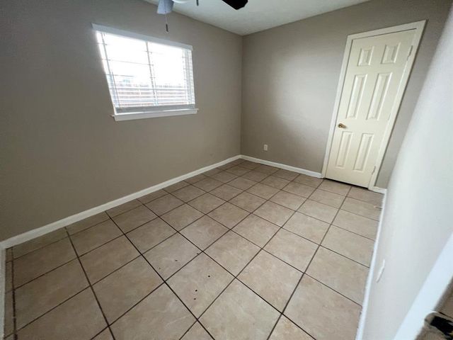 6736 W Fuqua Drive, Missouri City, TX 77489
