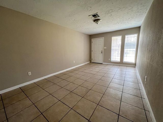 6736 W Fuqua Drive, Missouri City, TX 77489