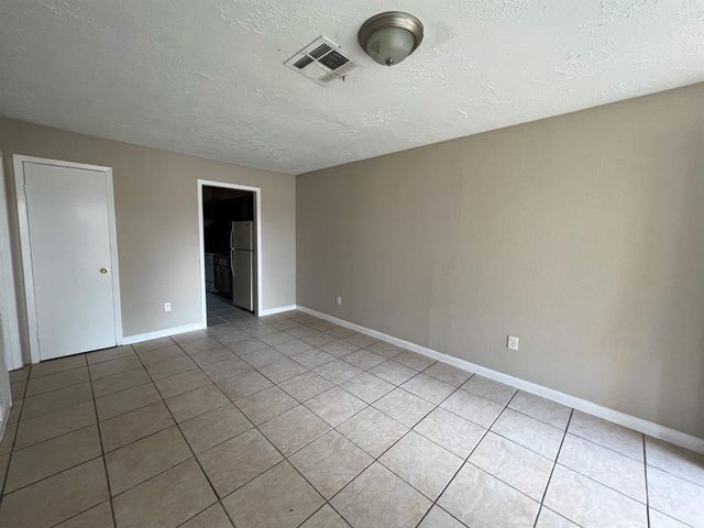 6736 W Fuqua Drive, Missouri City, TX 77489