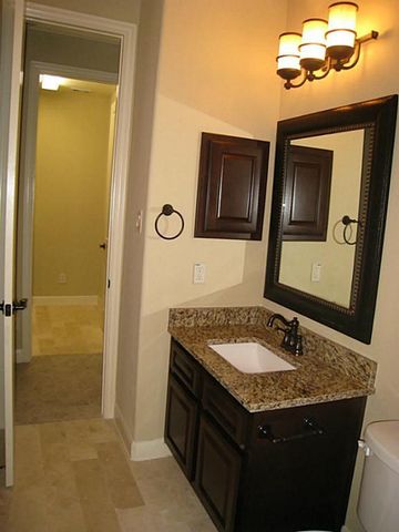 34 Herons Flight, The Woodlands, TX 77389