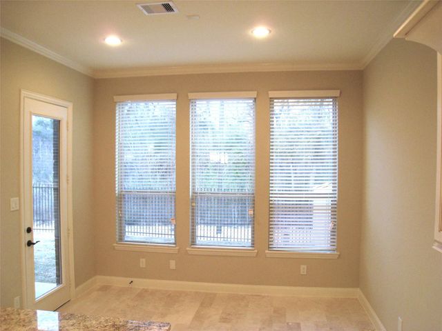 34 Herons Flight, The Woodlands, TX 77389