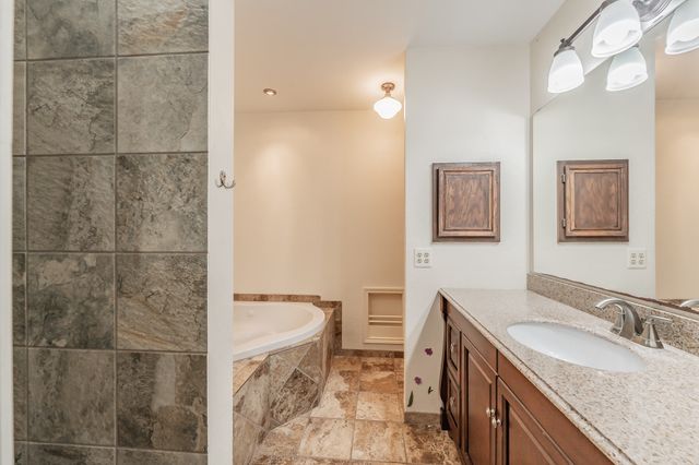 1714 Circle Creek Drive, Lewisville, TX 75067