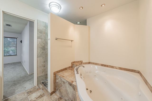 1714 Circle Creek Drive, Lewisville, TX 75067