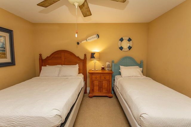 4921 Cinzia Ln, North Myrtle Beach, SC 29582