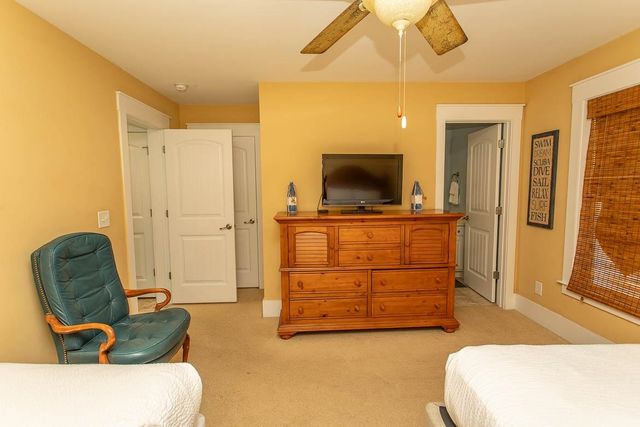 4921 Cinzia Ln, North Myrtle Beach, SC 29582