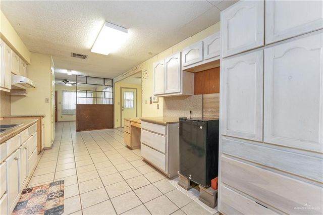 609 E Lovett Street, Edinburg, TX 78541