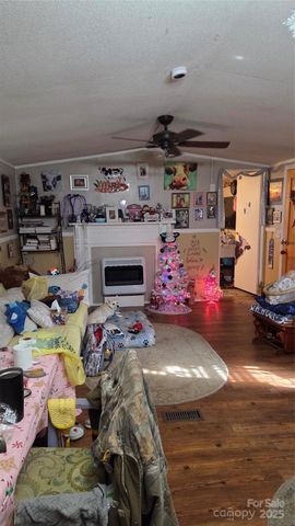 17 Shena Drive, Waynesville, NC 28785