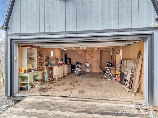 17 Shena Drive, Waynesville, NC 28785