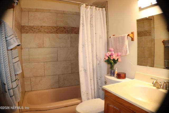 7046 FONTAINEBLEAU, Jacksonville, FL 32211