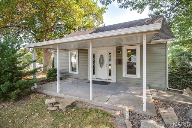 911 Sumner, Jerseyville, IL 62052