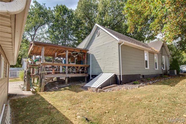 911 Sumner, Jerseyville, IL 62052