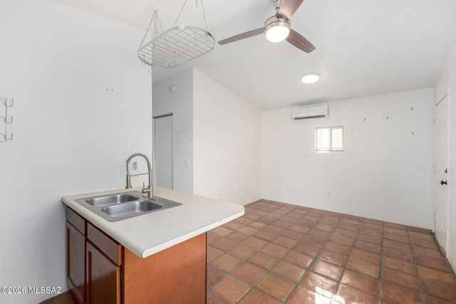 1150 N Magnolia Avenue, Tucson, AZ 85712