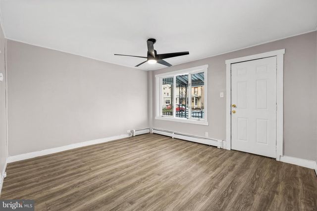 810 W 2ND ST, Florence, NJ 08518