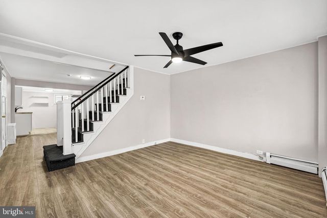 810 W 2ND ST, Florence, NJ 08518