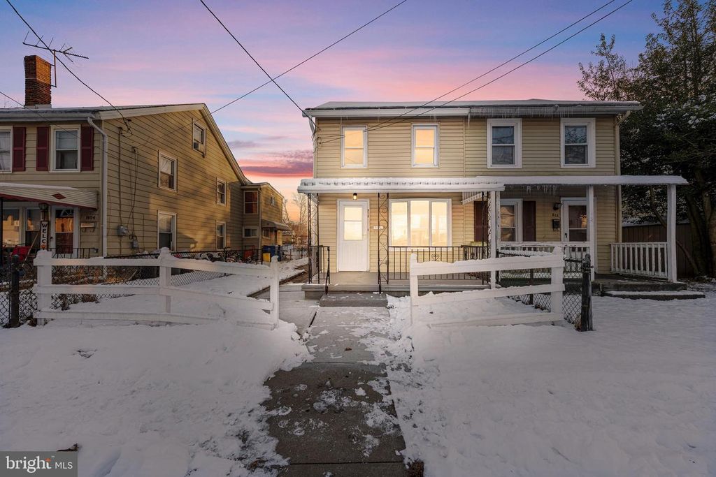 810 W 2ND ST, Florence, NJ 08518