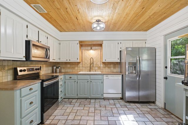 18184 County Road 1275, Tyler, TX 75703