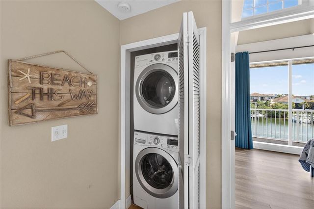 577 BAHIA BEACH BOULEVARD, Ruskin, FL 33570