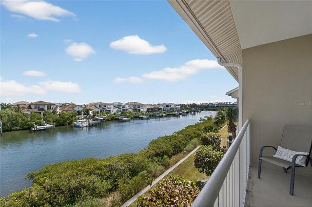 577 BAHIA BEACH BOULEVARD, Ruskin, FL 33570