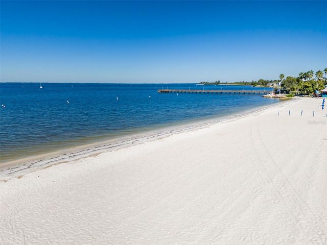 577 BAHIA BEACH BOULEVARD, Ruskin, FL 33570