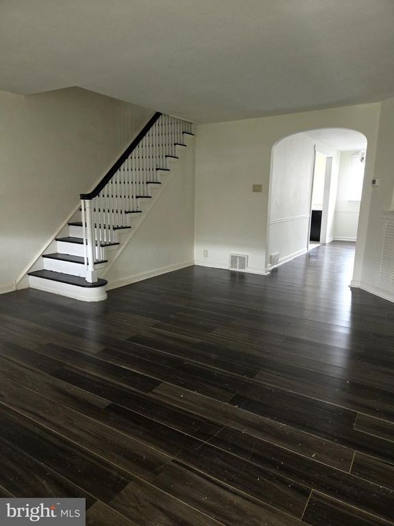 1167 E DORSET ST, PHILADELPHIA, PA 19150 — photo 4