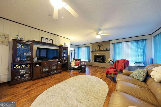 141 Dechene Drive, Thomasville, GA 31757