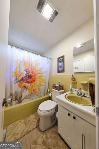 141 Dechene Drive, Thomasville, GA 31757