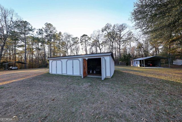141 Dechene Drive, Thomasville, GA 31757