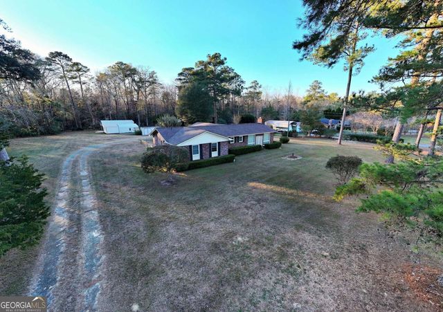 141 Dechene Drive, Thomasville, GA 31757