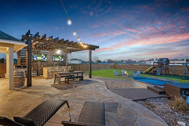 529 Cold River RUN, Kyle, TX 78640