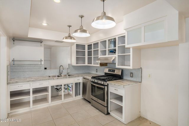 6740 N 15TH Street, Phoenix, AZ 85014