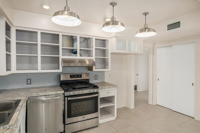 6740 N 15TH Street, Phoenix, AZ 85014