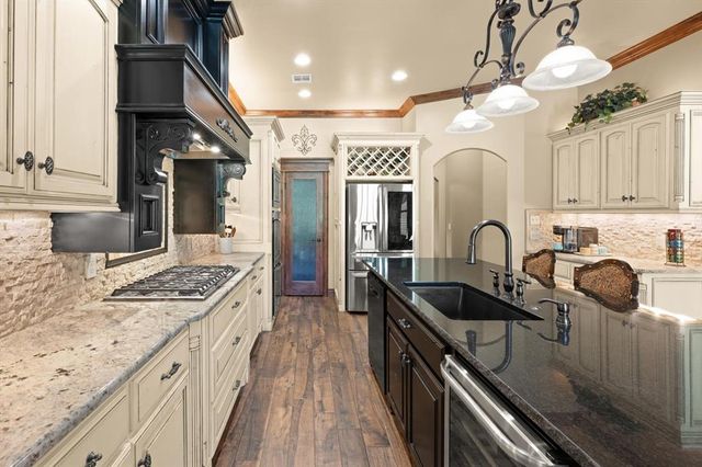 15315 SE 41st Street, Choctaw, OK 73020