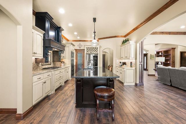 15315 SE 41st Street, Choctaw, OK 73020